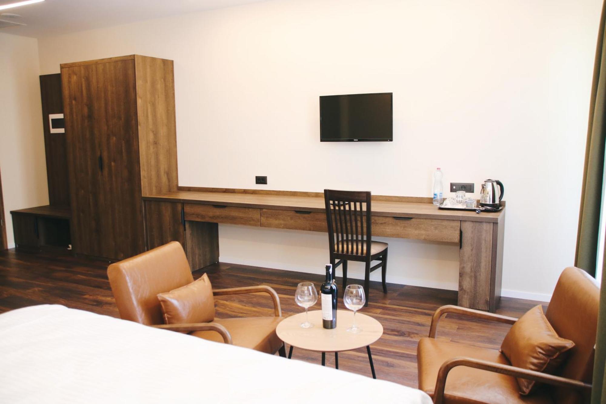Hotel Rozafa Suhareke Dış mekan fotoğraf