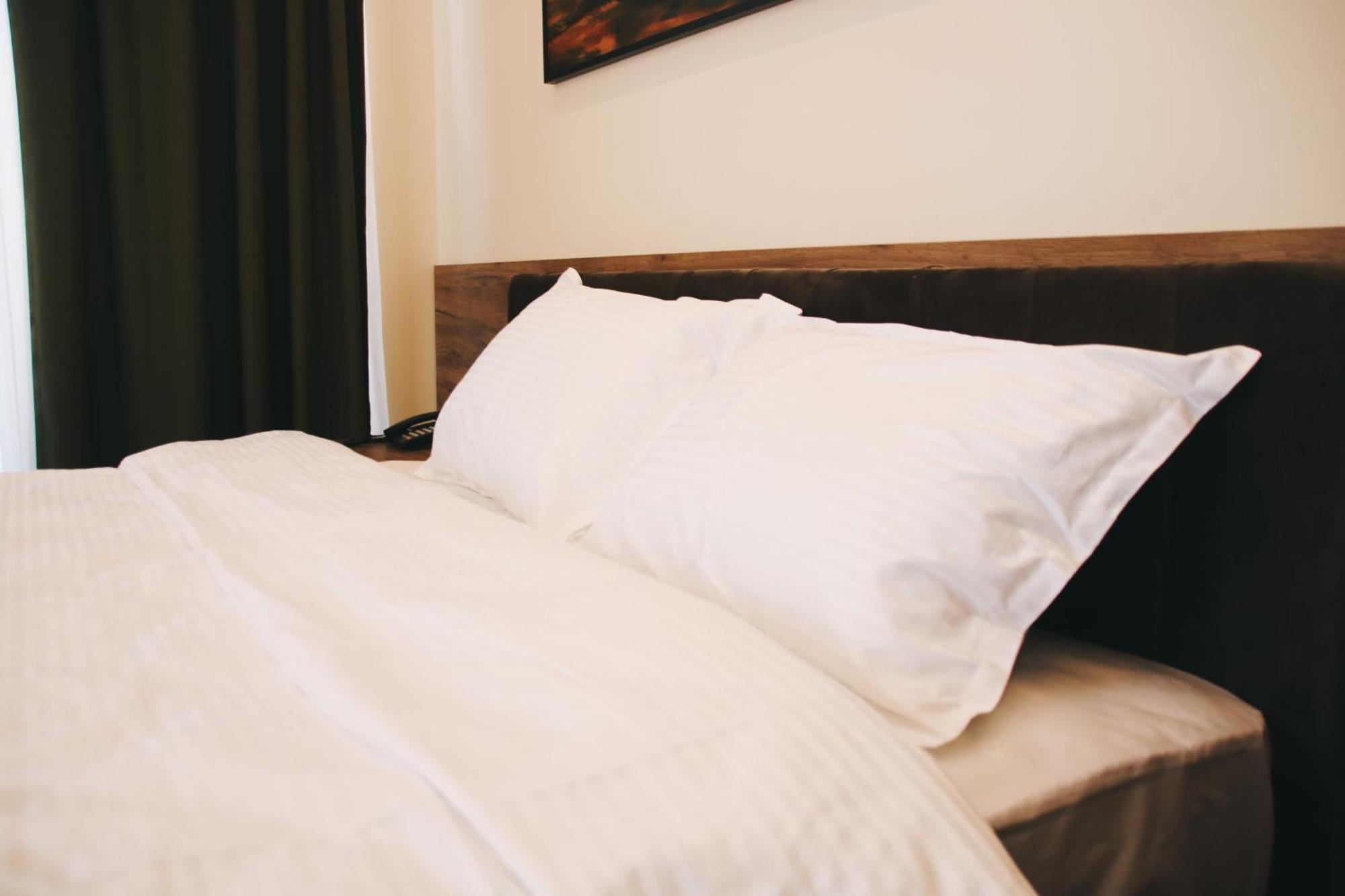 Hotel Rozafa Suhareke Dış mekan fotoğraf